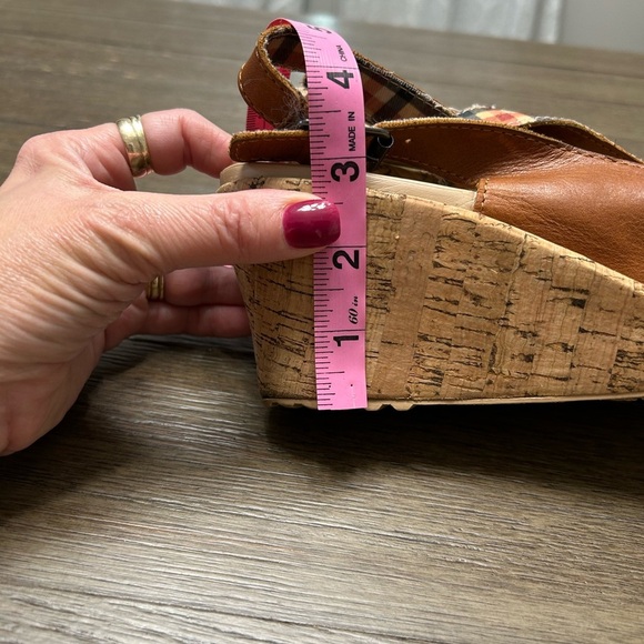 Crocs Women's A-Leigh Cork Heel Peep Toe Leather Slingback Tan Sandals Size‎ 10 - Picture 5 of 14